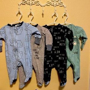 4 piece Gerber bodysuit/pajama set for boy, newborn